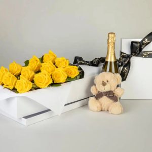 Deluxe Yellow Rose Gift set