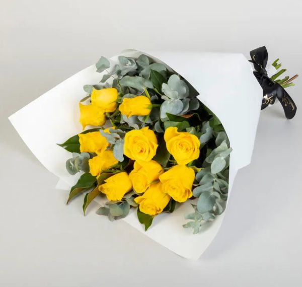 12 Yellow Rose Bouquet